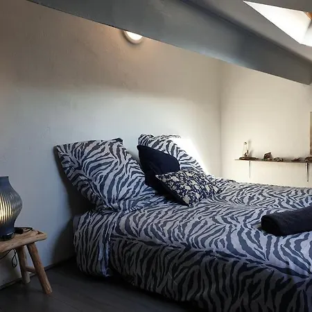 Duplexe De 1 A 4 Privees Dans Maison
