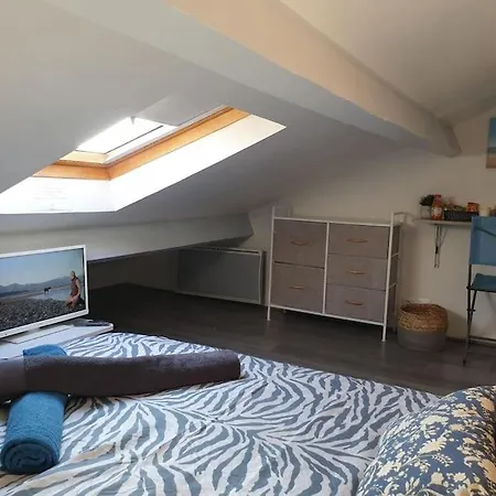 Duplexe De 1 A 4 Privees Dans Maison Le Teil