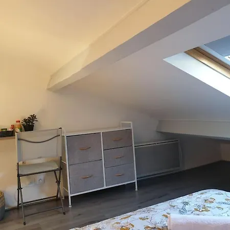 شقة Duplexe De 1 A 4 Privees Dans Maison Le Teil